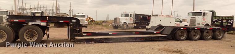 image for item DD2755 1984 Hyster lowboy equipment trailer