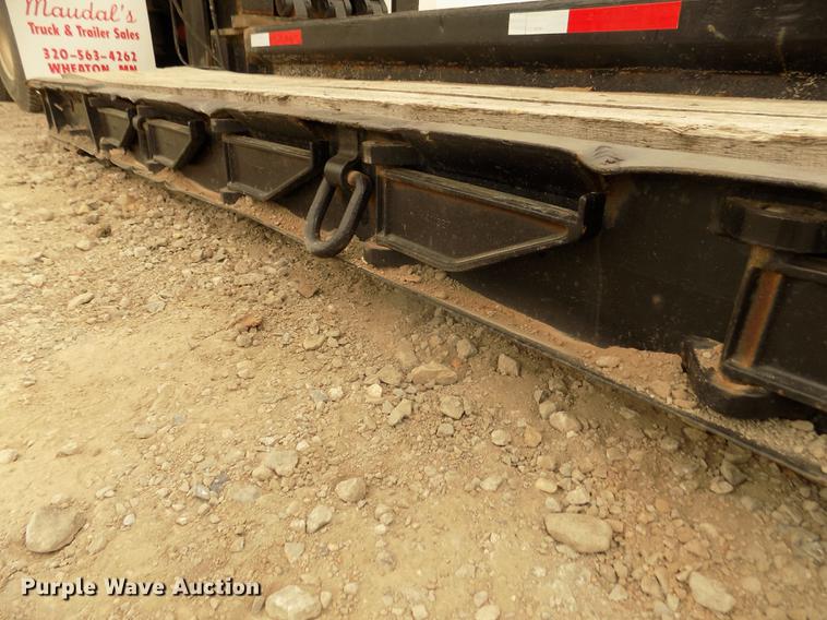 image for item DD2755 1984 Hyster lowboy equipment trailer