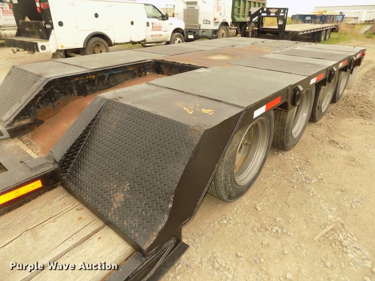 image for item DD2755 1984 Hyster lowboy equipment trailer