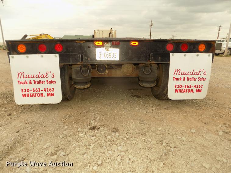 image for item DD2755 1984 Hyster lowboy equipment trailer