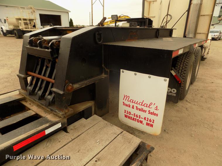 image for item DD2755 1984 Hyster lowboy equipment trailer