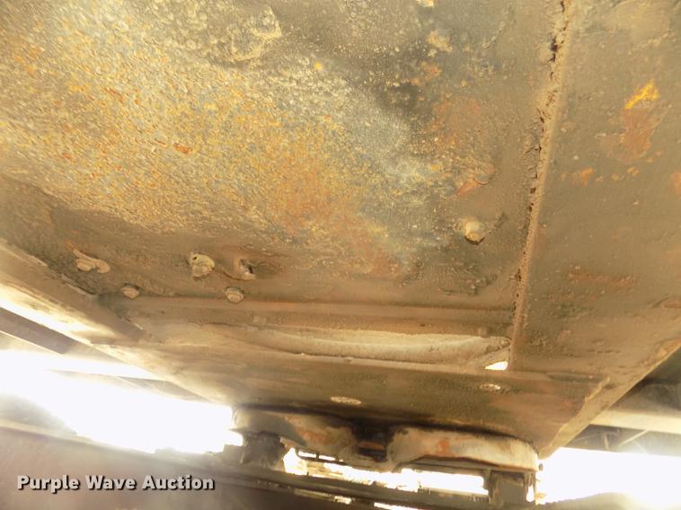 image for item DD2755 1984 Hyster lowboy equipment trailer