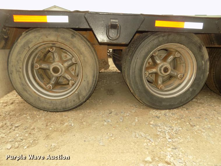 image for item DD2755 1984 Hyster lowboy equipment trailer