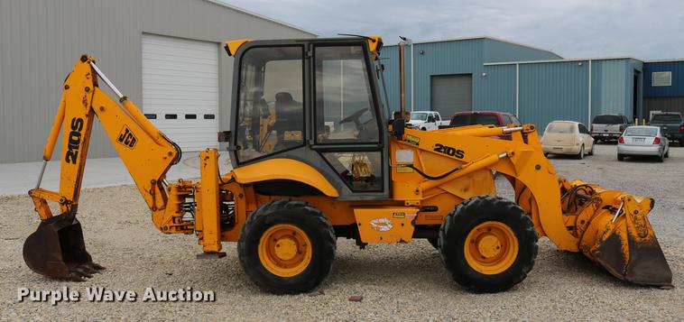 image for item DD4247 1995 JCB 210S backhoe
