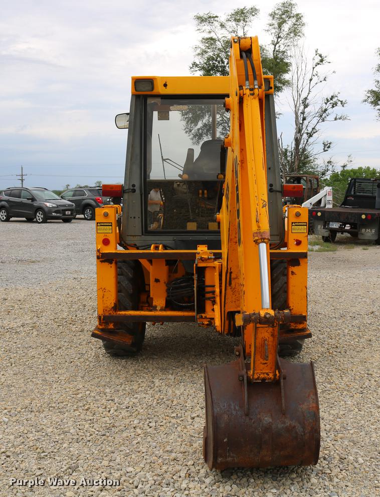 image for item DD4247 1995 JCB 210S backhoe