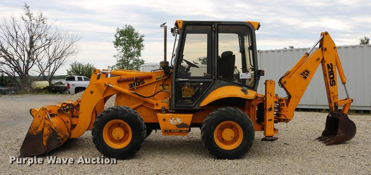 image for item DD4247 1995 JCB 210S backhoe