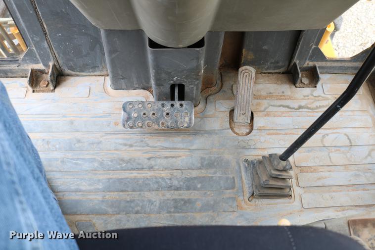 image for item DD4247 1995 JCB 210S backhoe