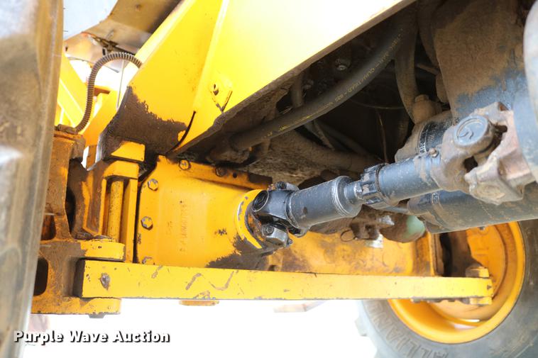 image for item DD4247 1995 JCB 210S backhoe