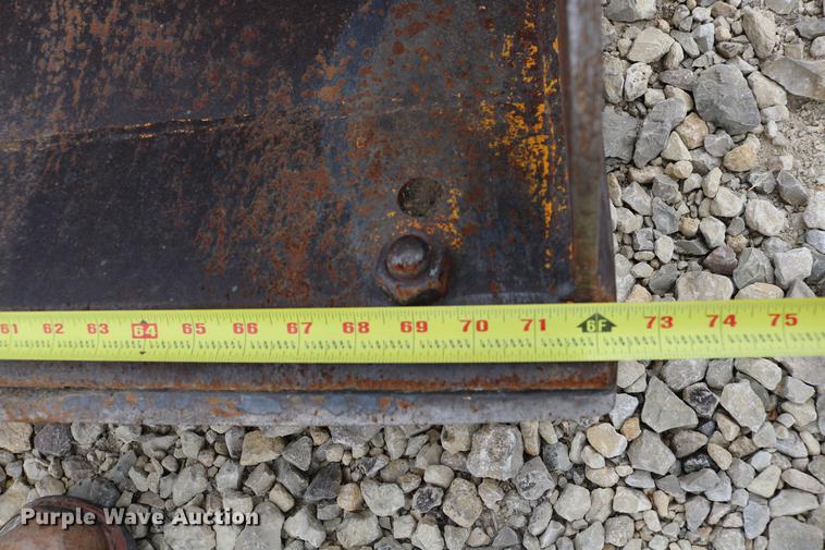 image for item DD4247 1995 JCB 210S backhoe