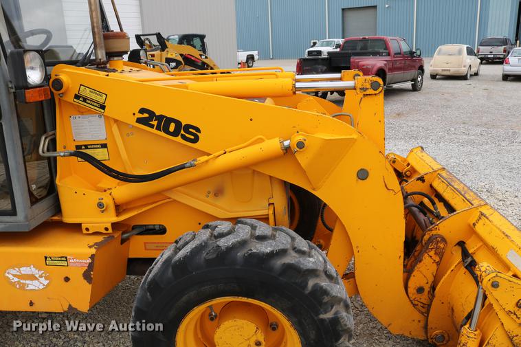 image for item DD4247 1995 JCB 210S backhoe