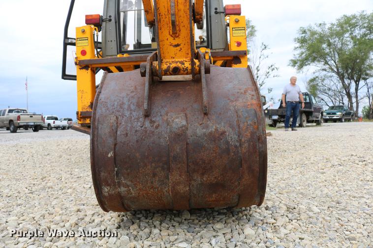 image for item DD4247 1995 JCB 210S backhoe