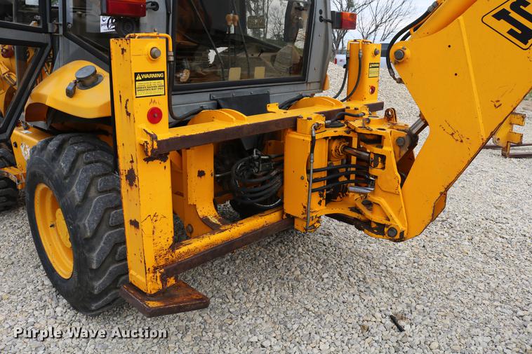 image for item DD4247 1995 JCB 210S backhoe