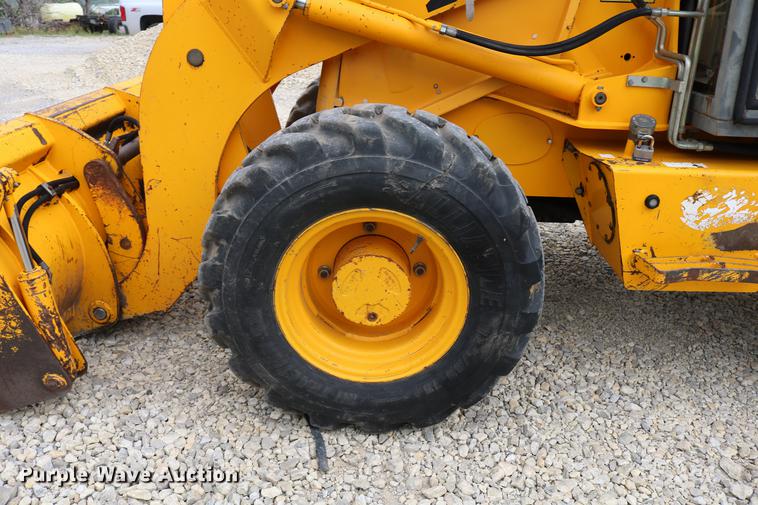 image for item DD4247 1995 JCB 210S backhoe
