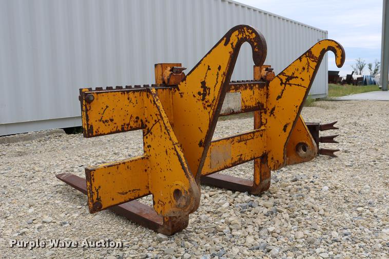 image for item DD4247 1995 JCB 210S backhoe