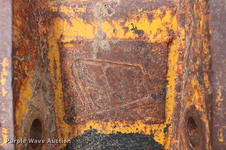 image for item DD4247 1995 JCB 210S backhoe