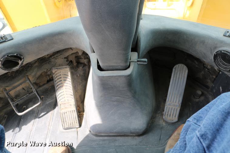 image for item DD4257 2000 New Holland LW190 wheel loader