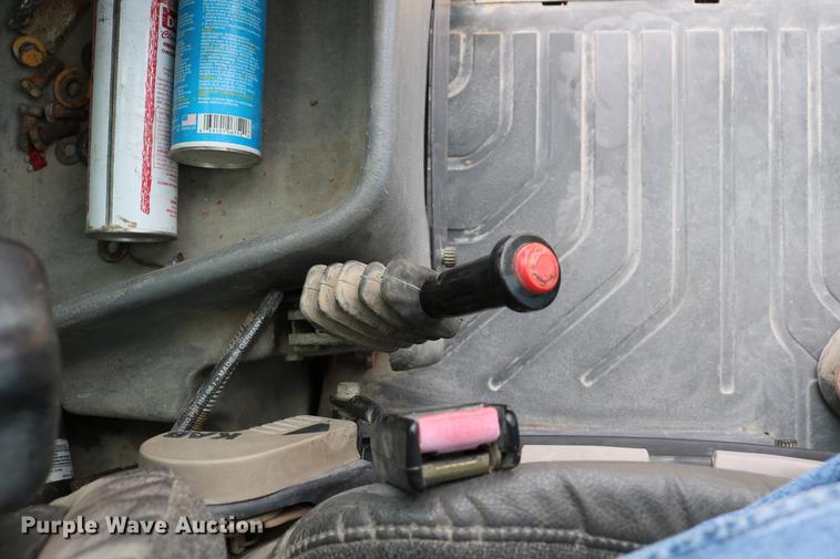 image for item DD4257 2000 New Holland LW190 wheel loader