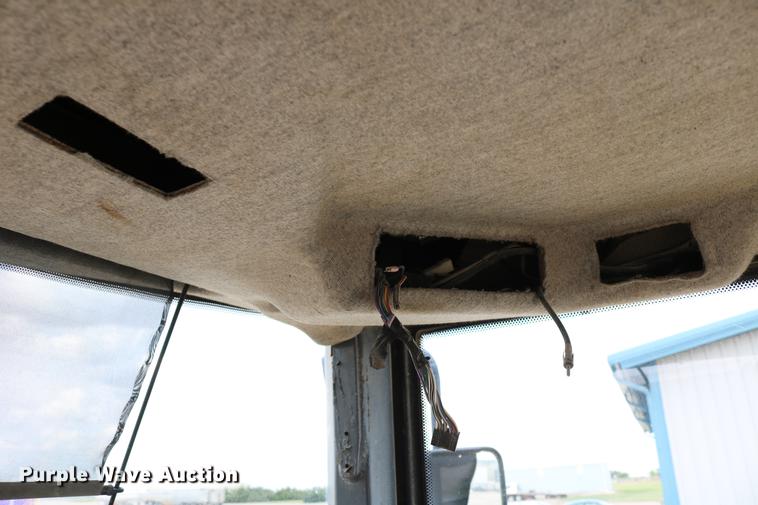 image for item DD4257 2000 New Holland LW190 wheel loader