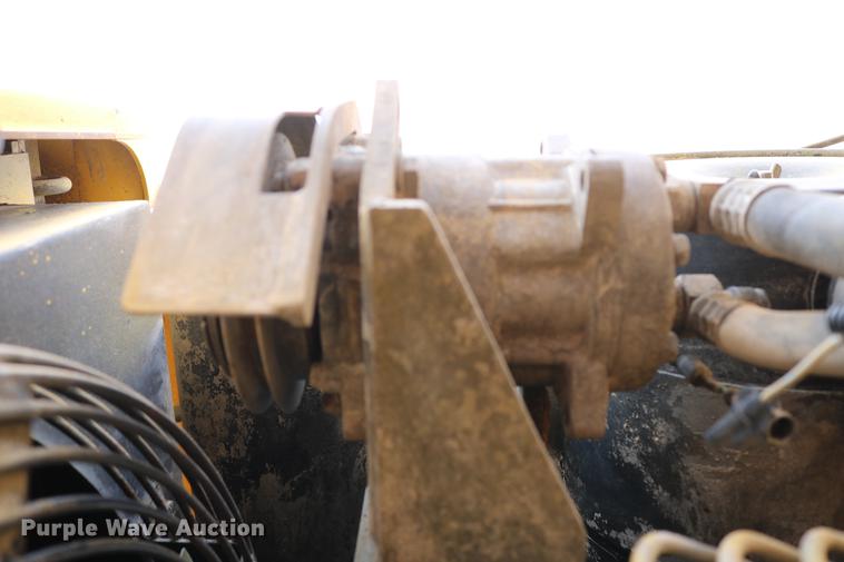 image for item DD4257 2000 New Holland LW190 wheel loader