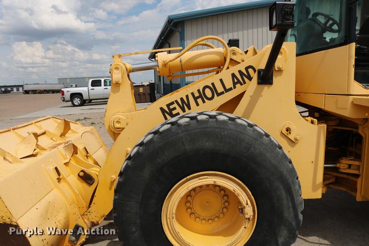 image for item DD4257 2000 New Holland LW190 wheel loader