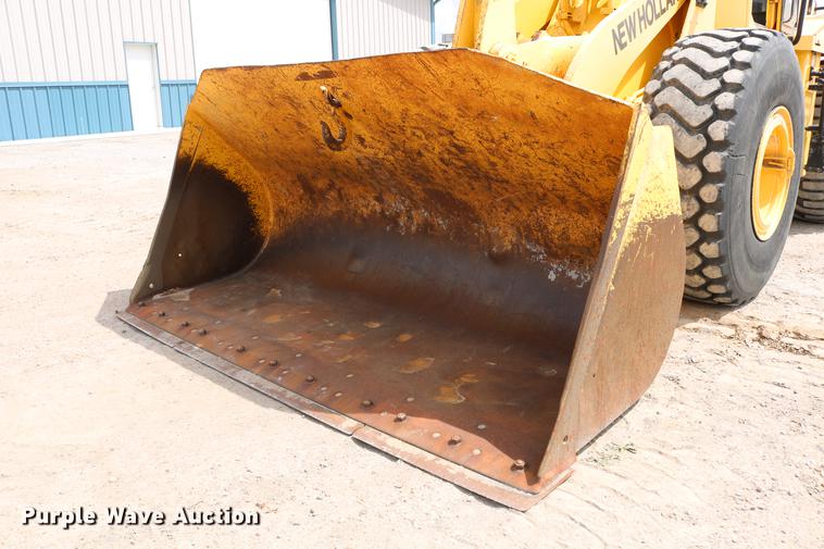 image for item DD4257 2000 New Holland LW190 wheel loader