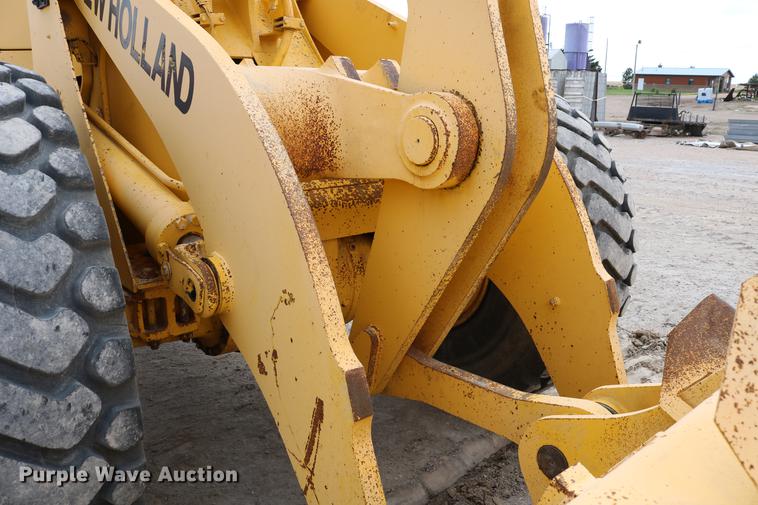 image for item DD4257 2000 New Holland LW190 wheel loader