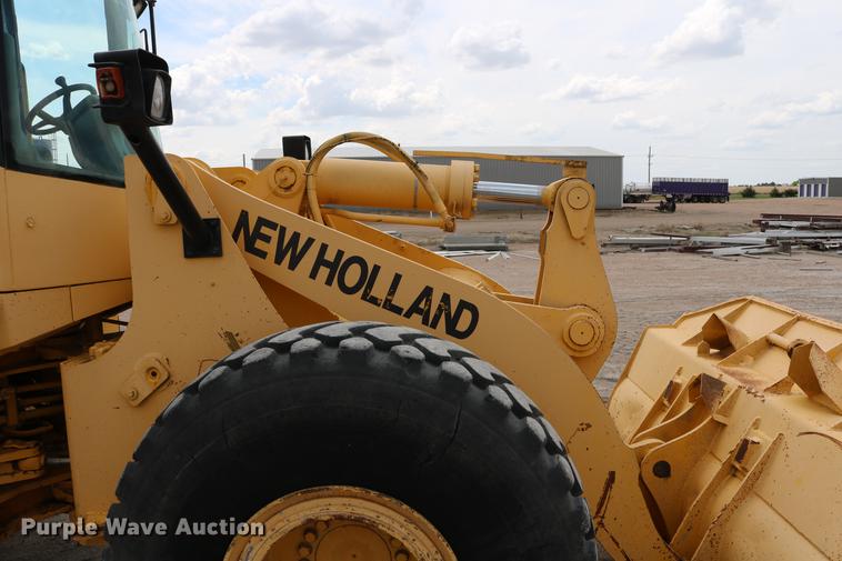 image for item DD4257 2000 New Holland LW190 wheel loader