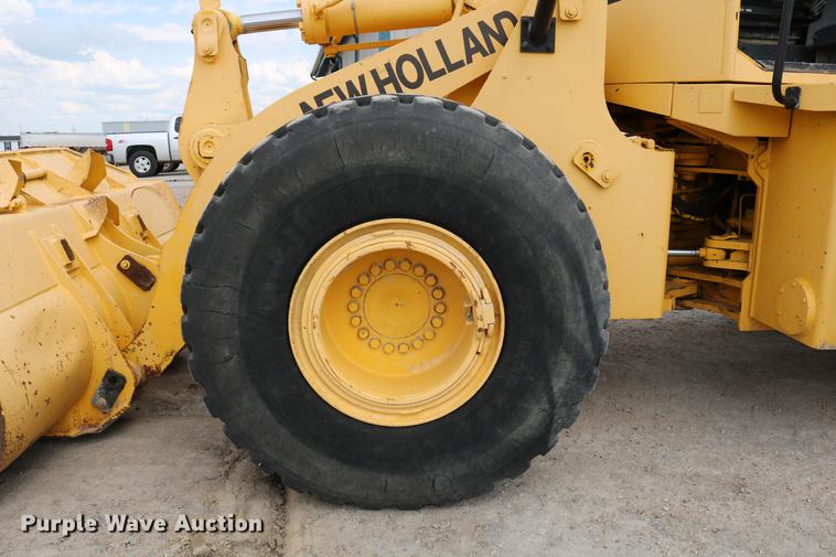 image for item DD4257 2000 New Holland LW190 wheel loader