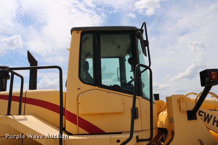 image for item DD4257 2000 New Holland LW190 wheel loader