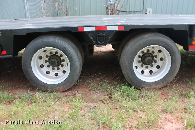 image for item DD4966 2005 Nuttall 460LB drop deck equipment trailer