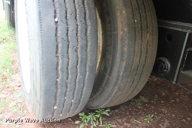 image for item DD4966 2005 Nuttall 460LB drop deck equipment trailer