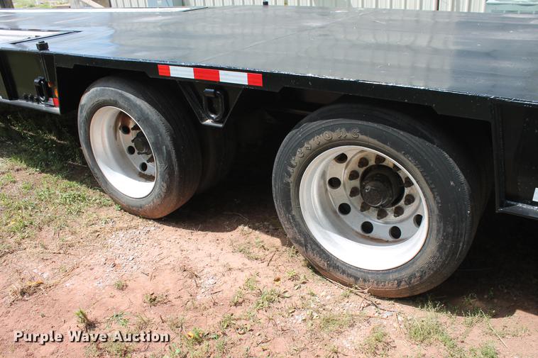 image for item DD4966 2005 Nuttall 460LB drop deck equipment trailer