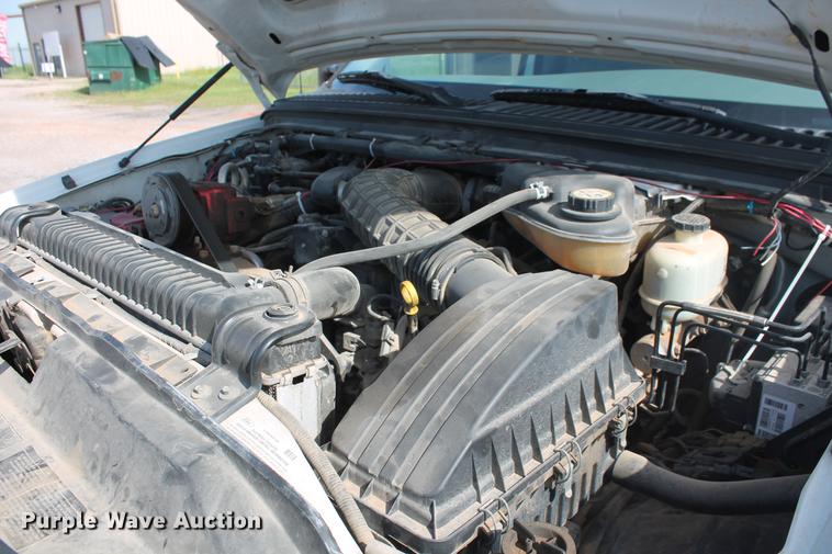 image for item DD4967 2006 Ford F550 Super Duty XL bucket truck