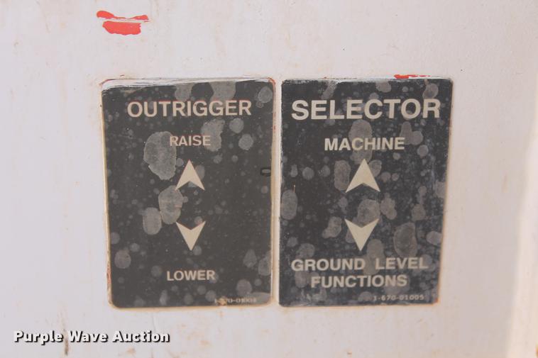 image for item DD4967 2006 Ford F550 Super Duty XL bucket truck