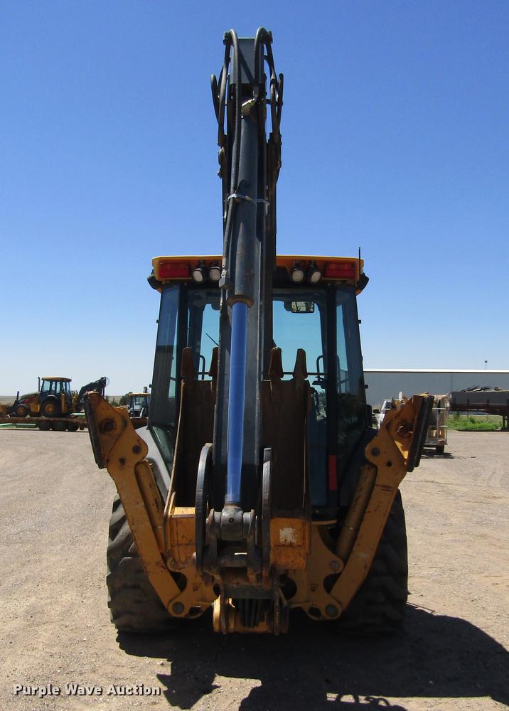 image for item DD5689 2007 John Deere 310SJ backhoe