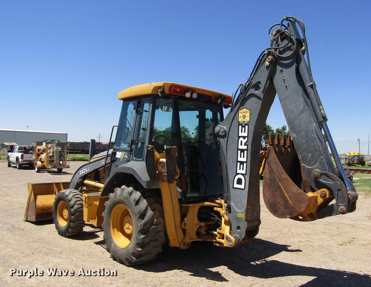 image for item DD5689 2007 John Deere 310SJ backhoe