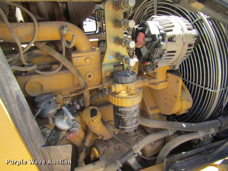 image for item DD5689 2007 John Deere 310SJ backhoe