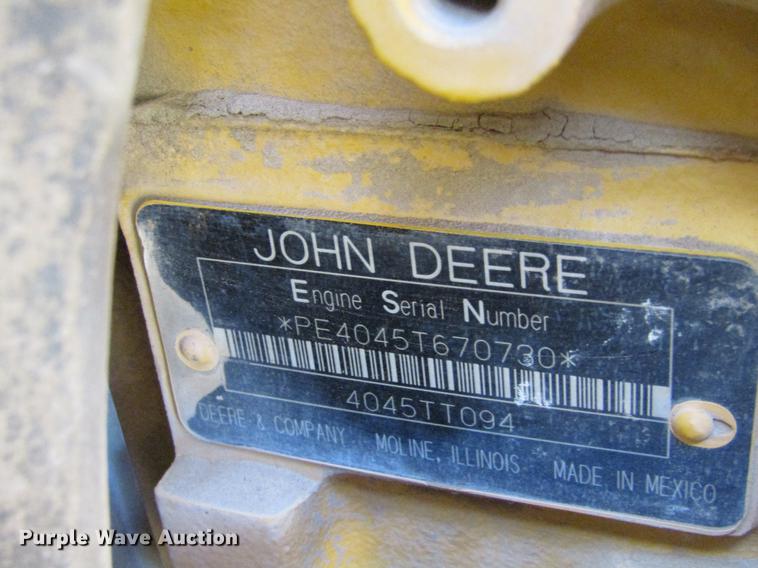 image for item DD5689 2007 John Deere 310SJ backhoe