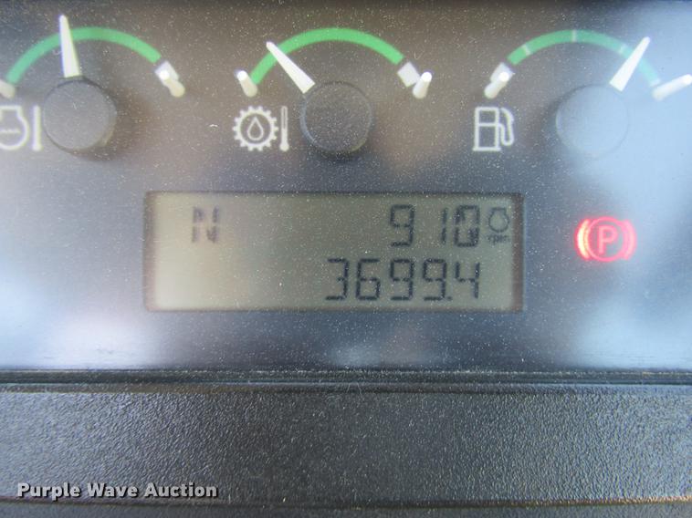 image for item DD5689 2007 John Deere 310SJ backhoe