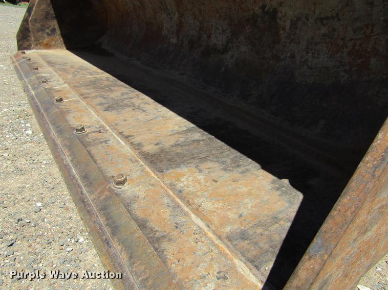 image for item DD5689 2007 John Deere 310SJ backhoe