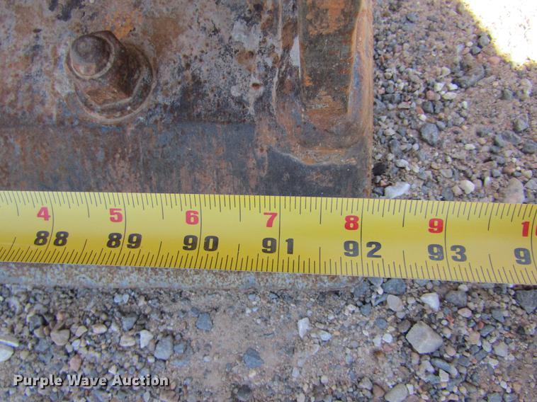 image for item DD5689 2007 John Deere 310SJ backhoe