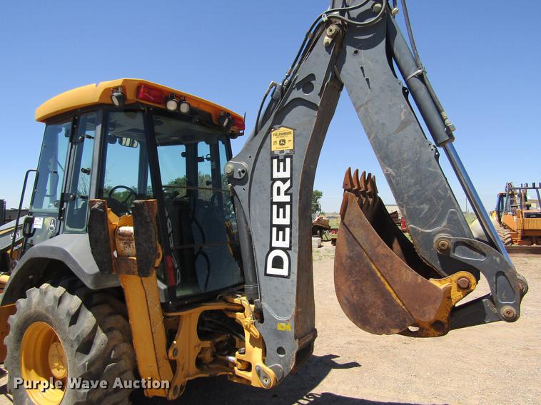 image for item DD5689 2007 John Deere 310SJ backhoe