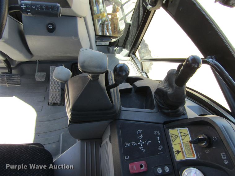 image for item DD5690 2011 Caterpillar 420E backhoe