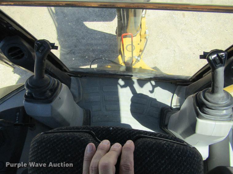 image for item DD5690 2011 Caterpillar 420E backhoe