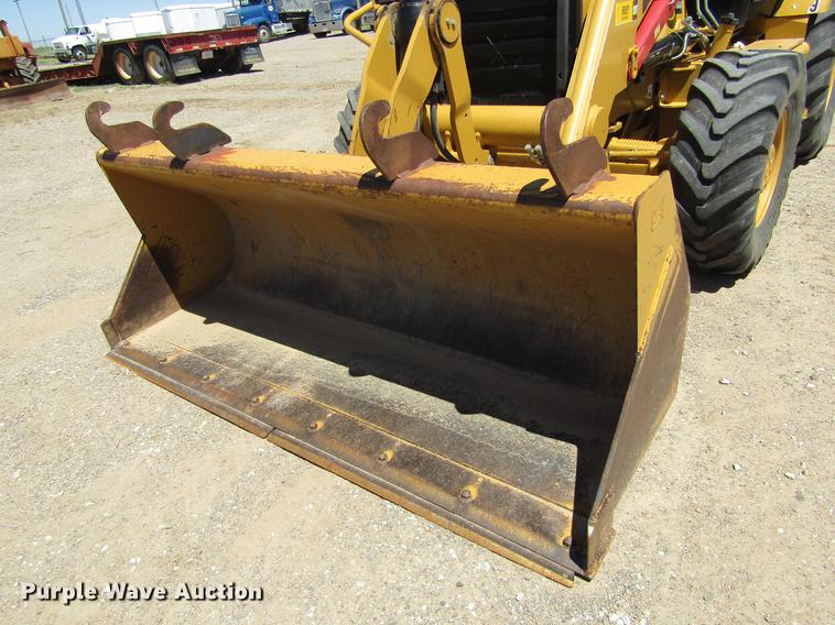 image for item DD5690 2011 Caterpillar 420E backhoe
