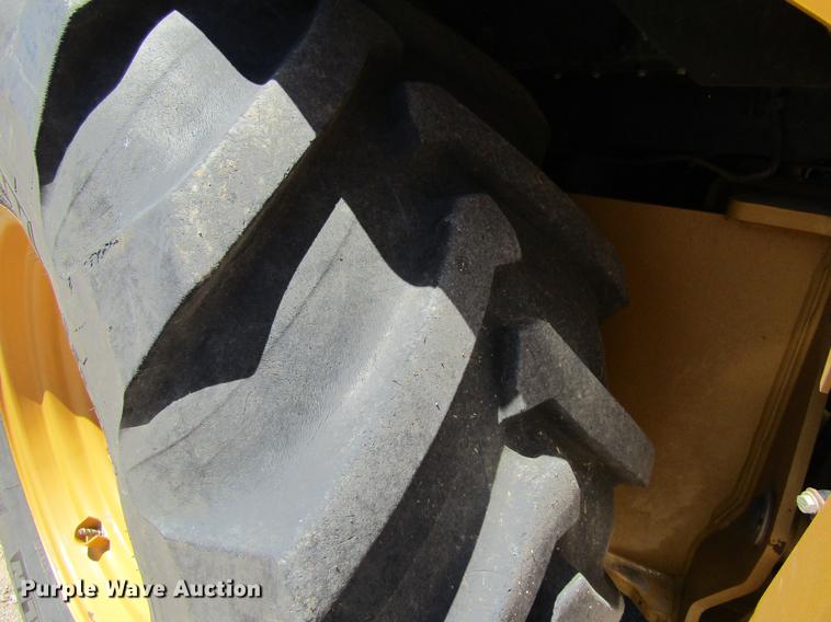 image for item DD5690 2011 Caterpillar 420E backhoe