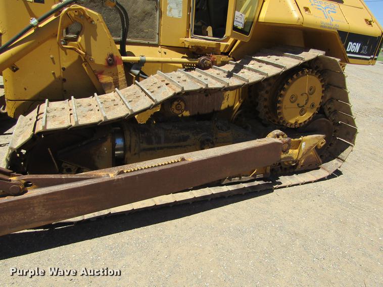 image for item DD5691 2004 Caterpillar D6N XL dozer