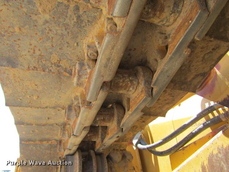 image for item DD5691 2004 Caterpillar D6N XL dozer