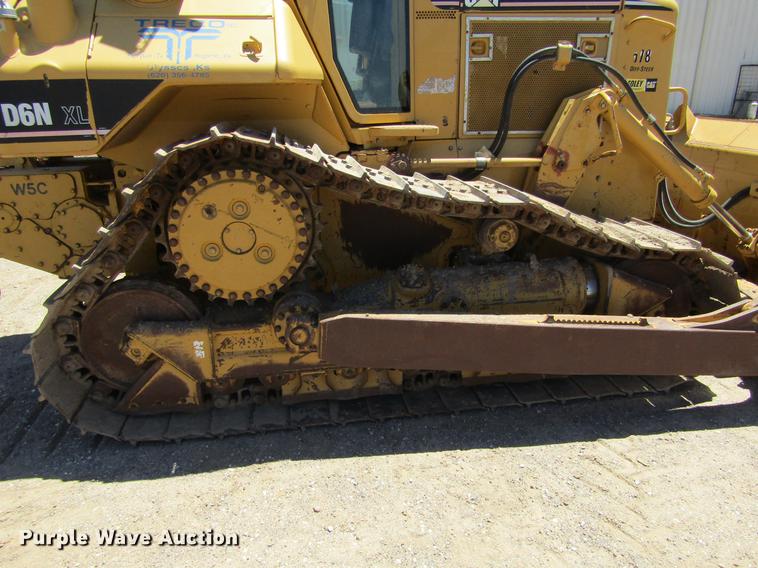 image for item DD5691 2004 Caterpillar D6N XL dozer