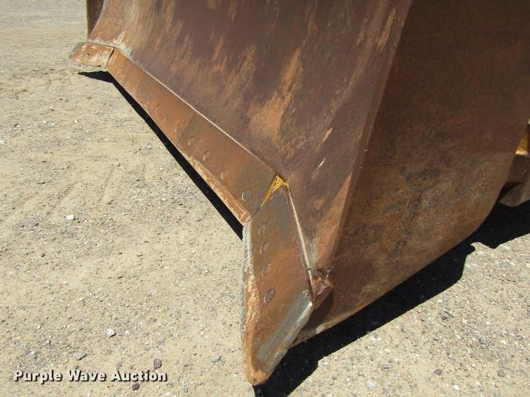 image for item DD5691 2004 Caterpillar D6N XL dozer